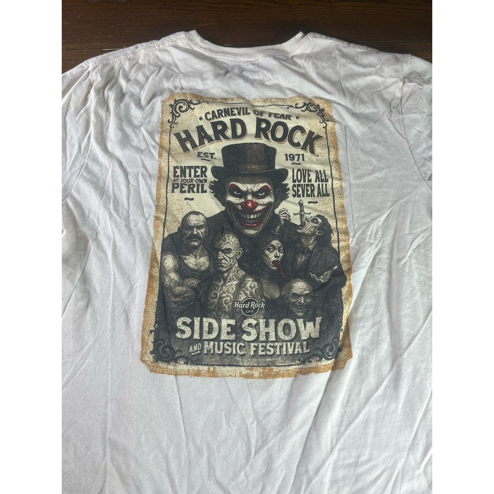 Hard Rock Cafe T Shirt Mens M Beige Carnevil of Fear Tampa Side Show Graphic